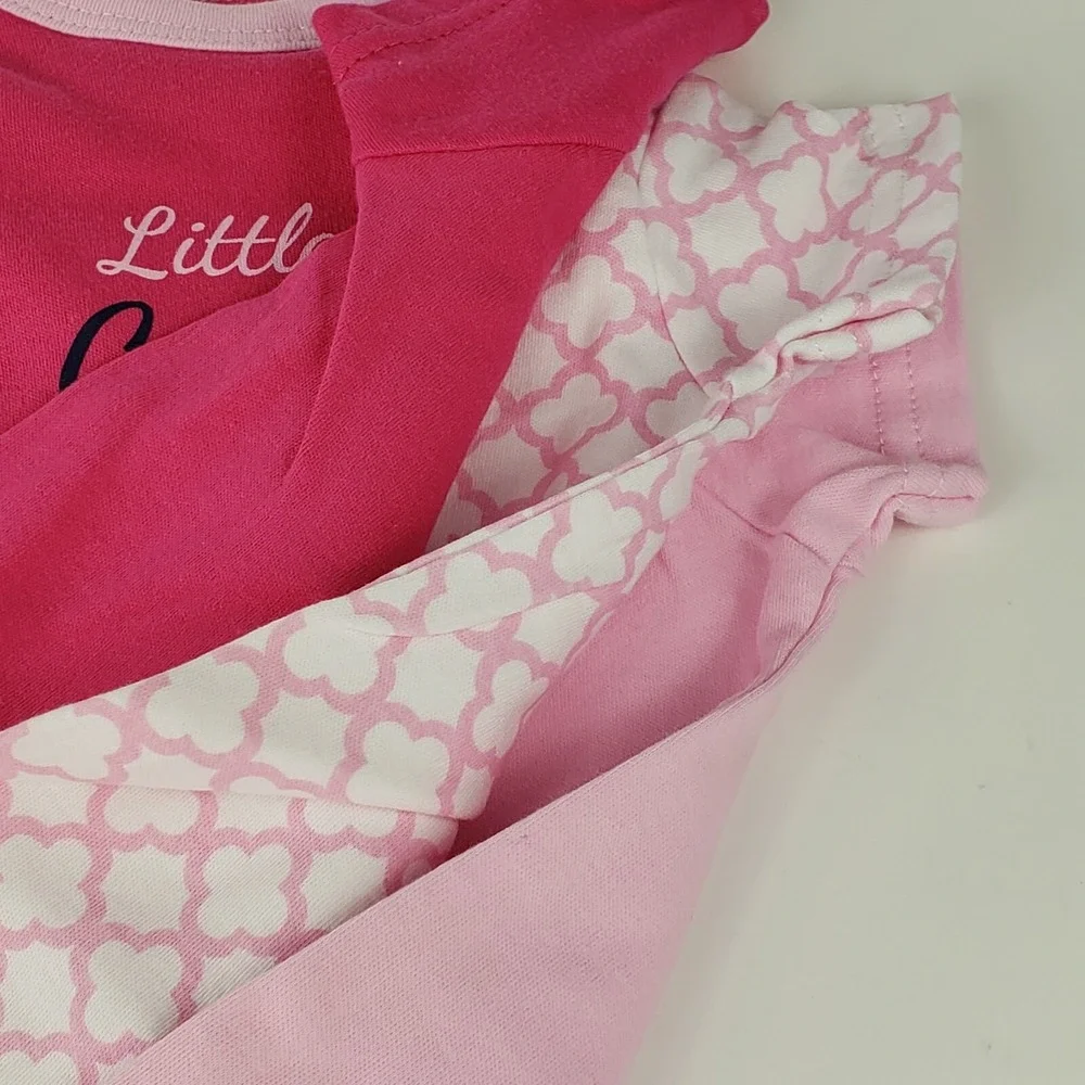 Luvable Friends Bodysuits Girls 3-6 Month 3 piece New‎ pink